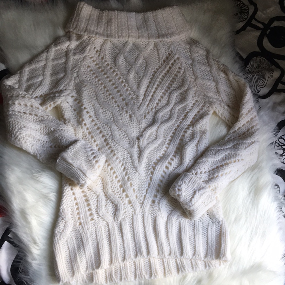 Bebe Sweater Sz S